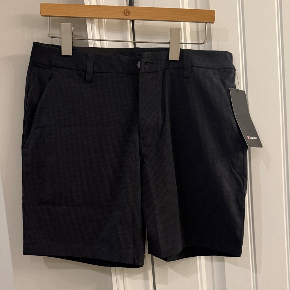 lululemon athletica Men's Black Flat-Front Performance Shorts